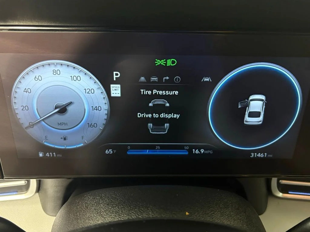 Used 2025 Gray Hyundai Limited image 23