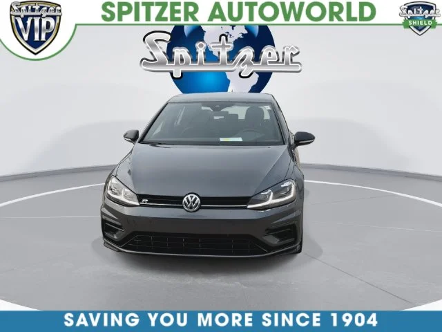Used 2019 Gray Volkswagen DCC & Navigation 4Motion image 5