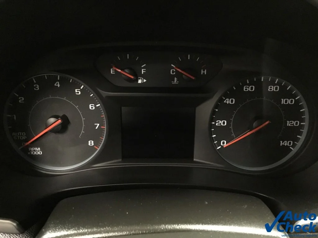 Used 2021 Red Chevrolet RS image 46