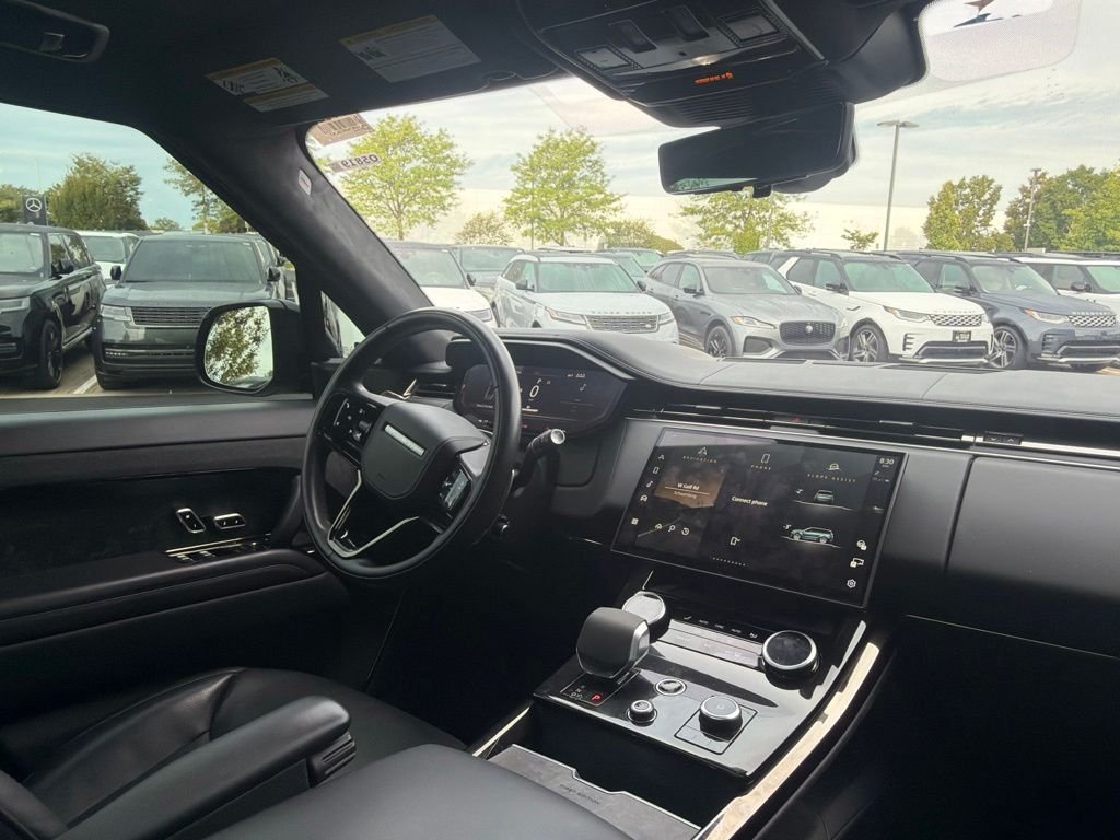 Used 2023 Black Land Rover First Edition image 13
