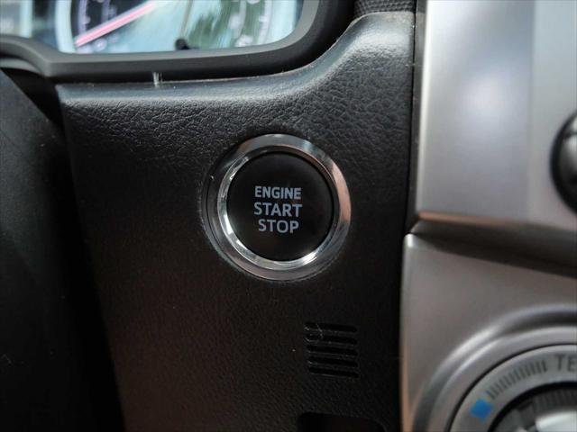 Certified Used 2022 MIDNIGHT BLACK METAL Toyota  image 29