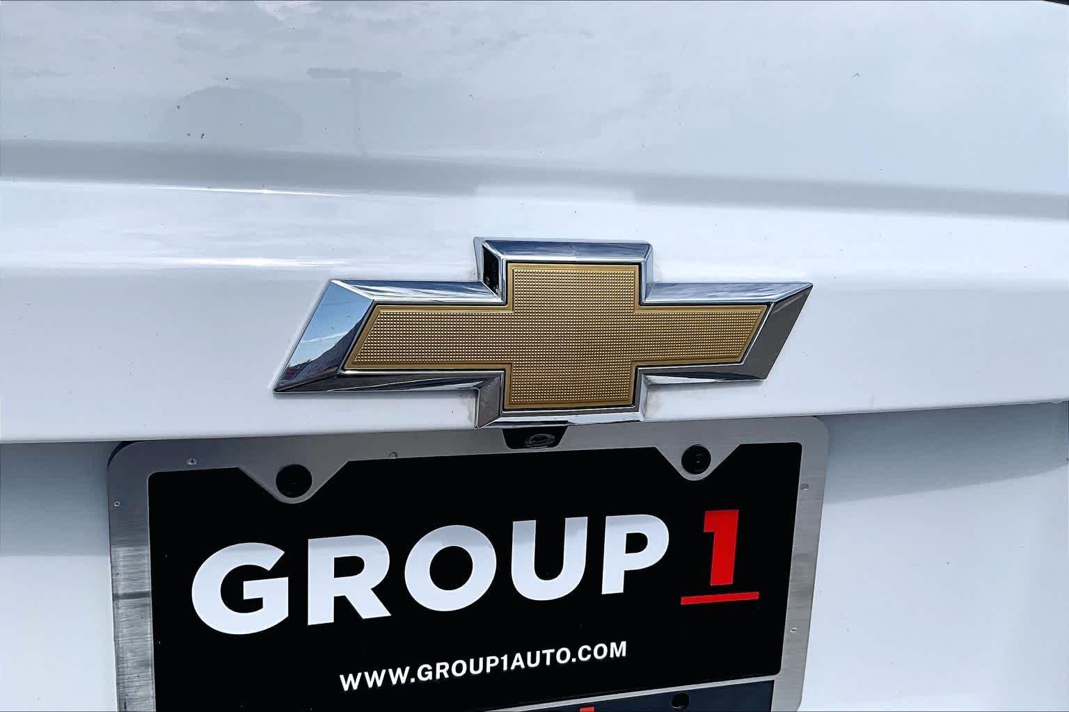 Used 2019 Summit White Chevrolet LT image 32