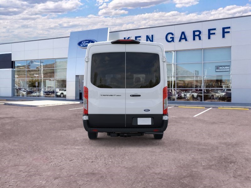 New 2026 Oxford White Ford Base image 5