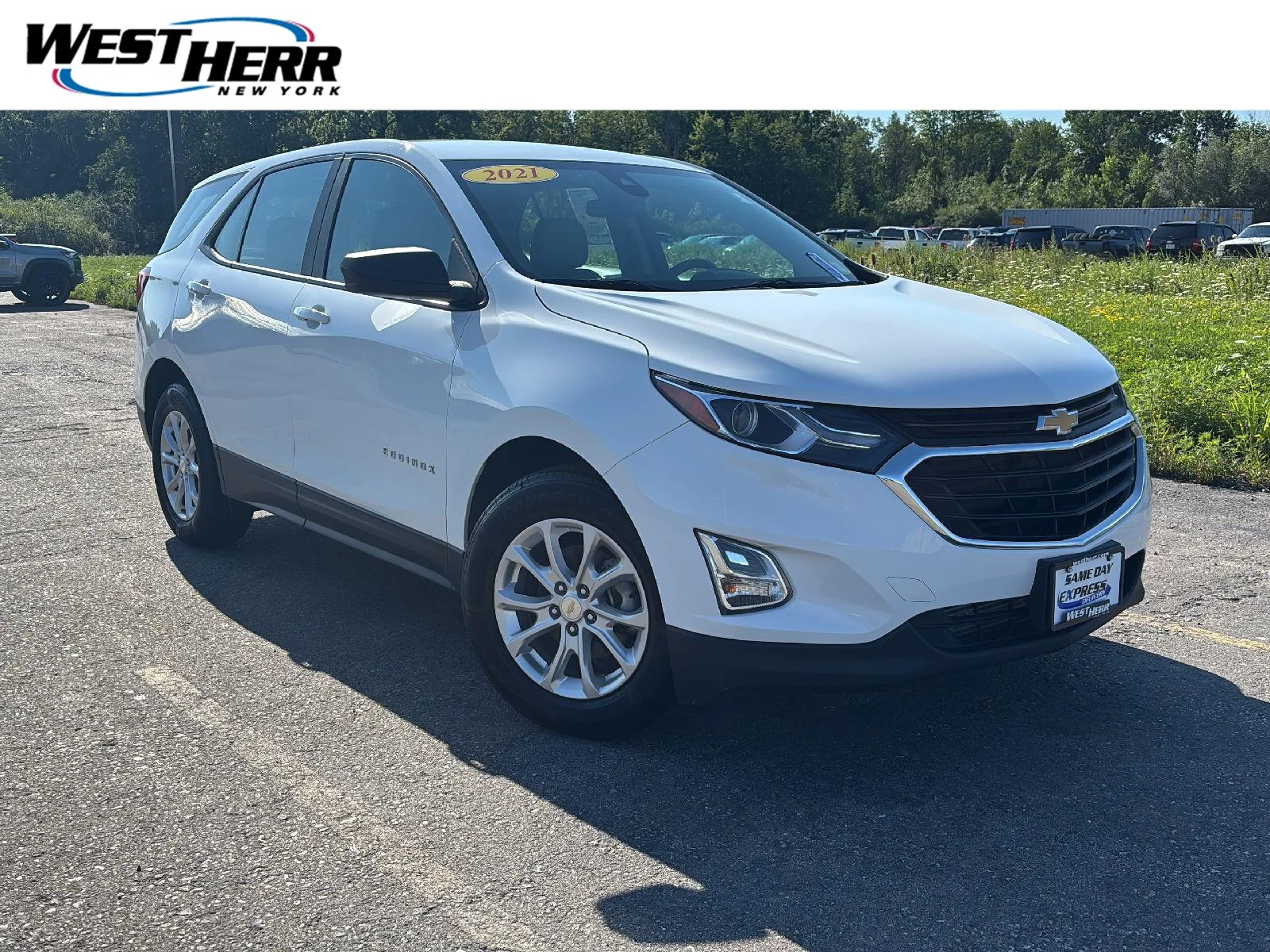 Used 2021 Summit White Chevrolet LS image 1