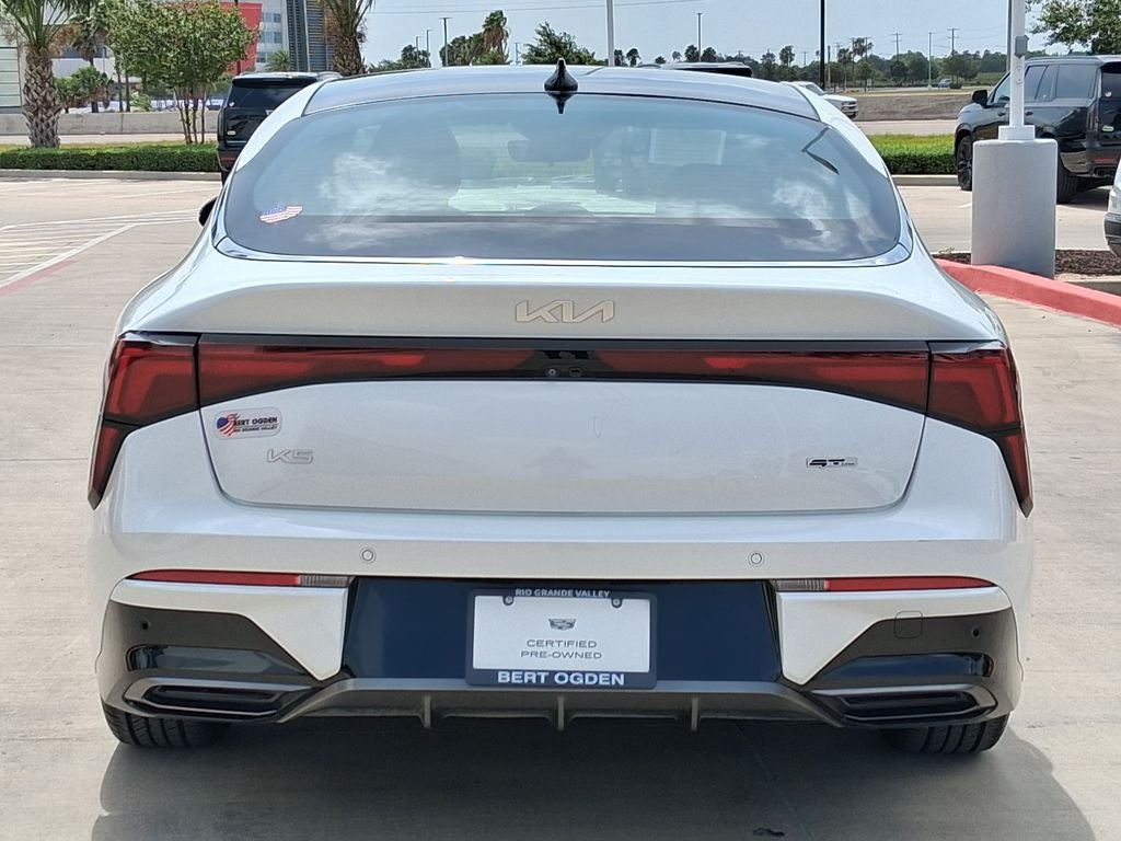Used 2025 White Kia GT-Line image 5