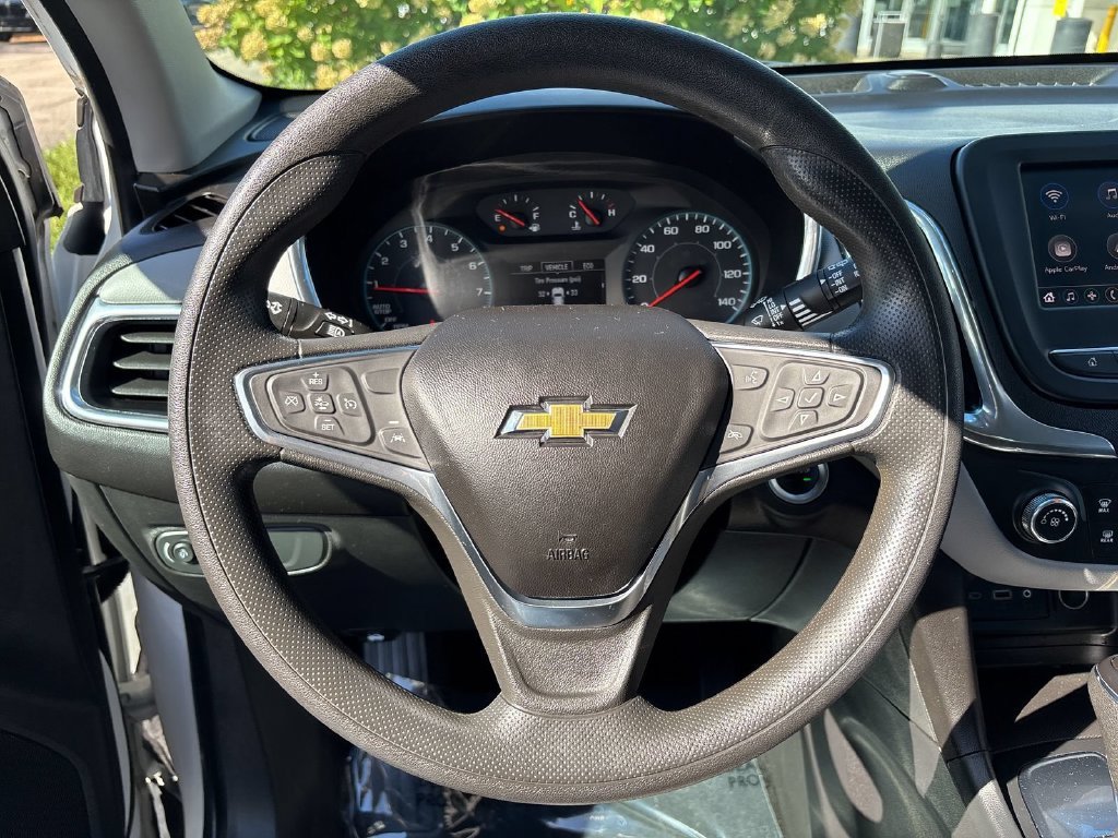 Used 2020 White Chevrolet LS image 17