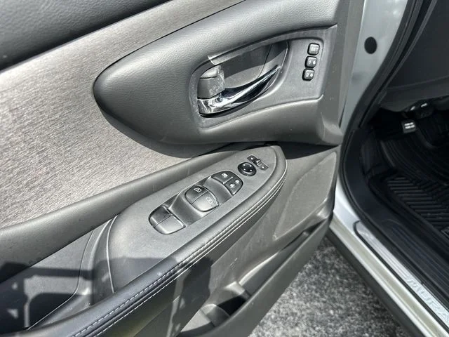 Certified Used 2024 Silver Nissan SL image 17