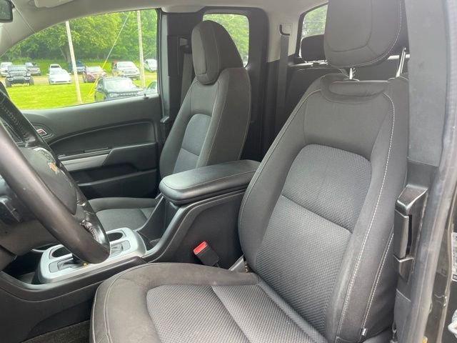 Used 2018 Green Metallic Chevrolet LT image 12