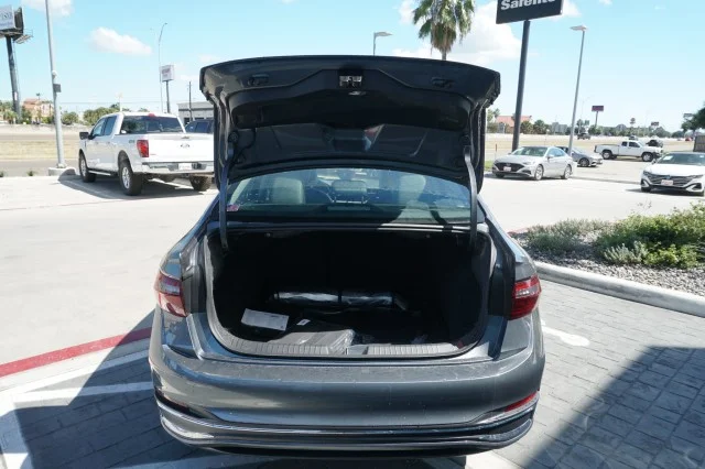 New 2026 Platinum Gray Metallic Volkswagen SEL image 9