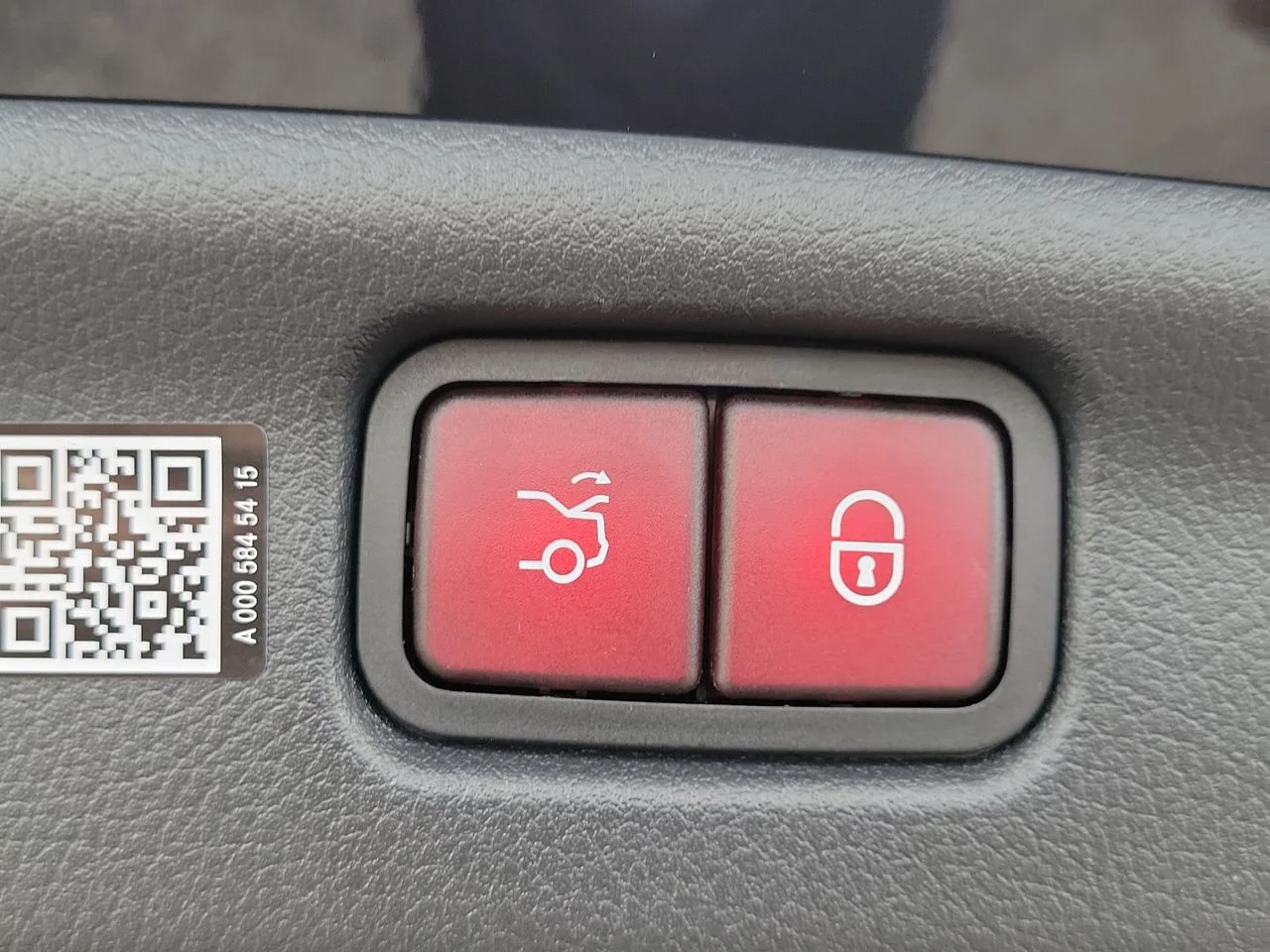 Certified Used 2026 Black Mercedes-Benz C 300 image 9