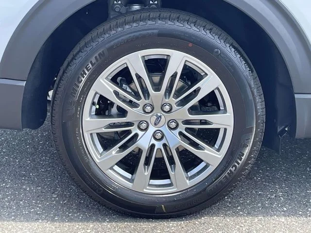 New 2026 Space White Metallic Ford Platinum™ image 7