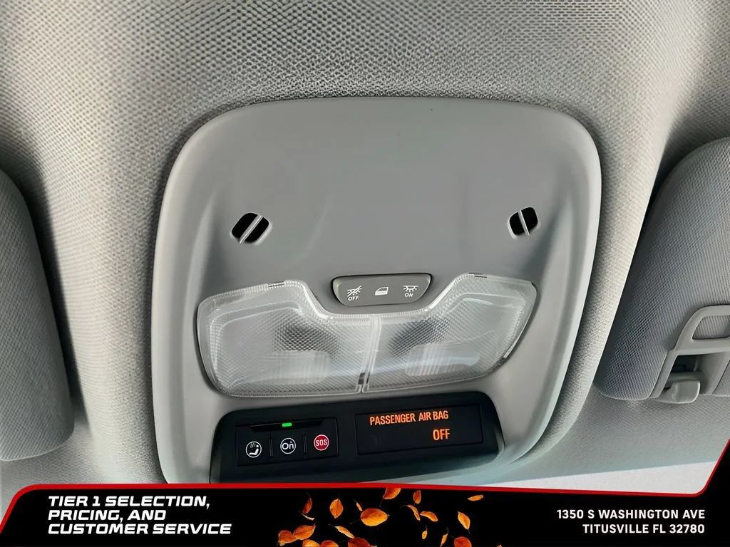 Used 2022 MOSAIC BLACK METALLIC Chevrolet 2LT image 29