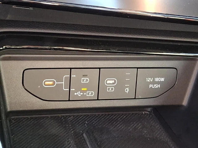 Used 2025 Blue Kia GT-Line image 25