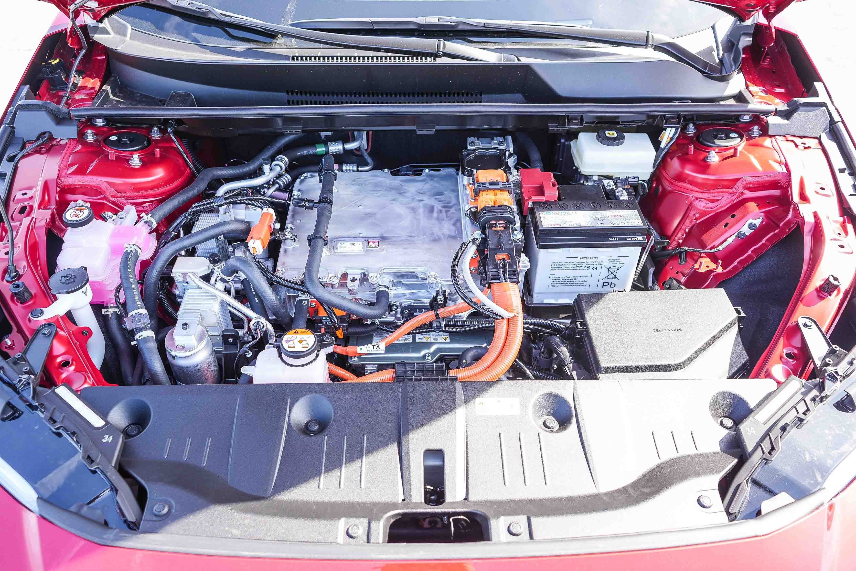 New 2026 Supersonic Red <sup>1</sup> Toyota  Limited image 13