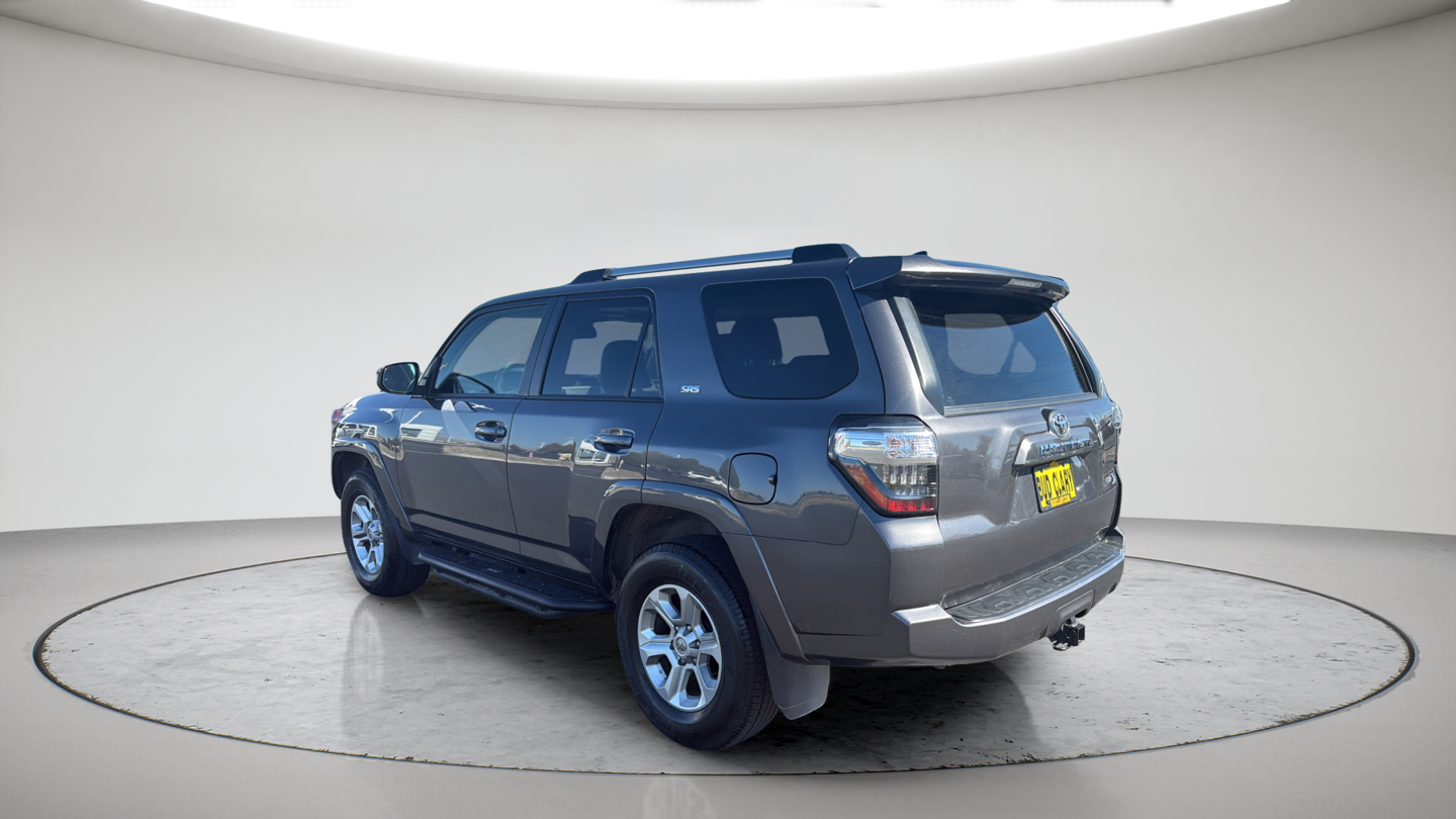 Used 2023 Gray Toyota SR5 Premium image 5