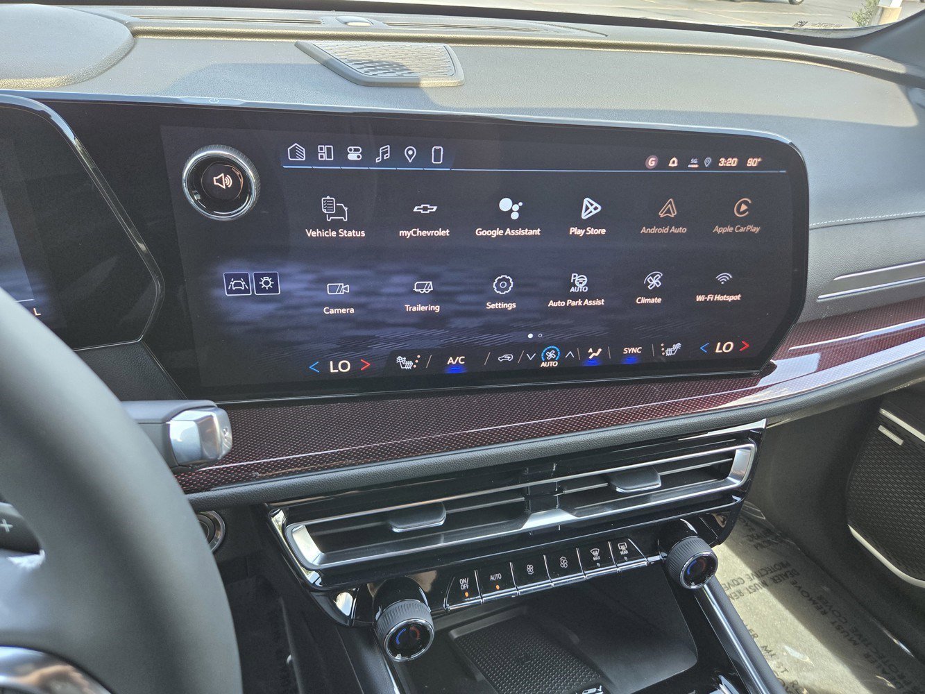 2026 Chevrolet Traverse Z71 - Photo 6