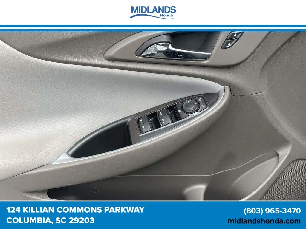 Used 2025 Black Metallic Chevrolet LT image 16