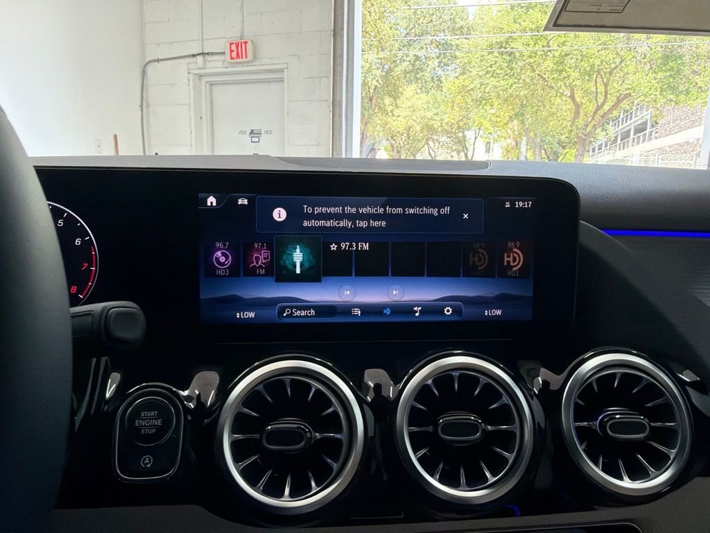 New 2026 Mountain Grey Metallic Mercedes-Benz GLA 250 image 33
