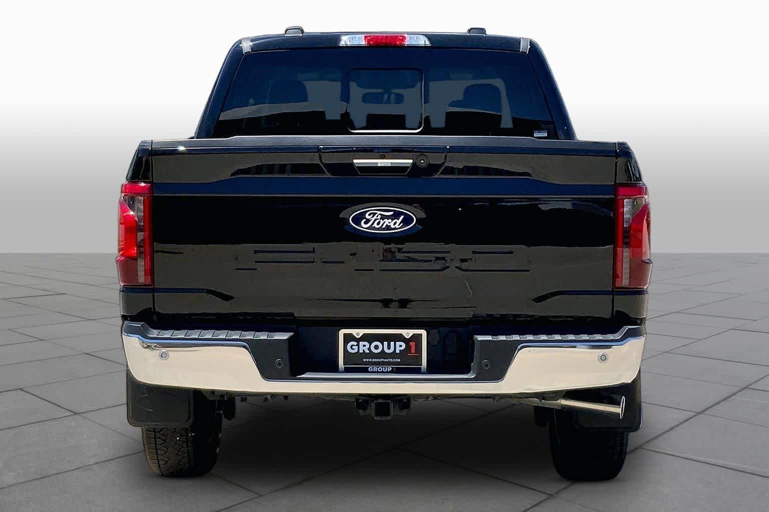 Used 2024 Agate Black Metallic Ford XLT image 5
