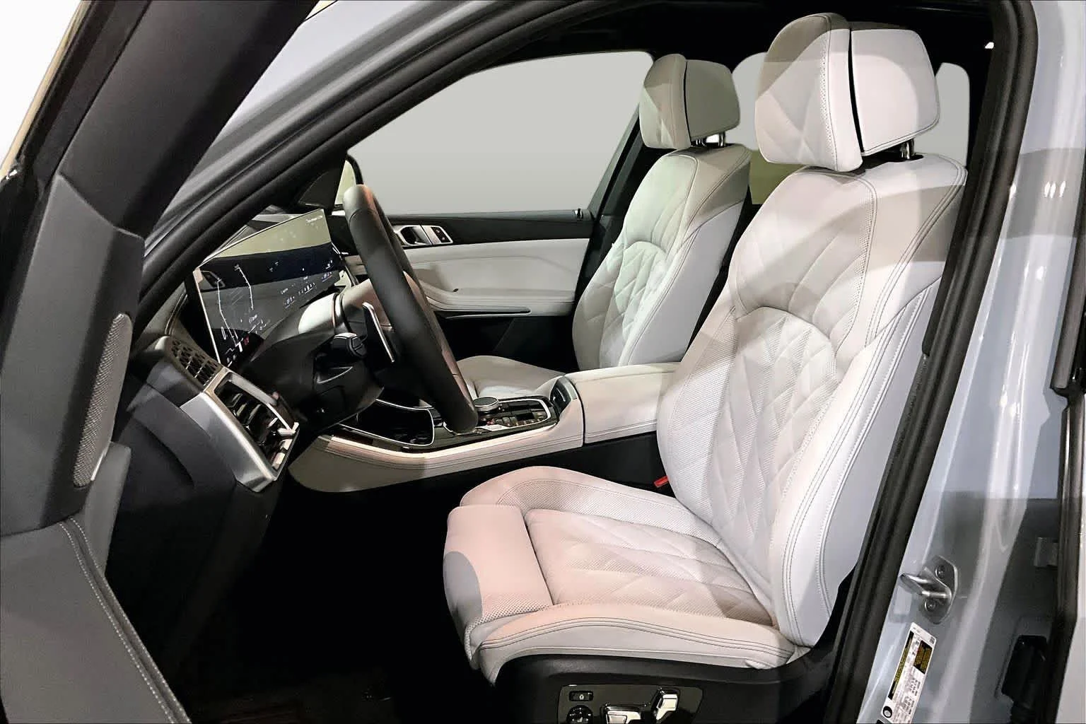New 2026 Brooklyn Grey Metallic BMW xDrive40i image 13