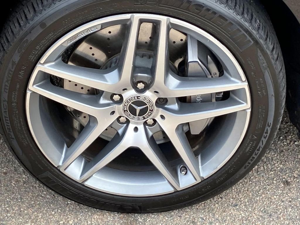Used 2019 Black Mercedes-Benz S 560 image 27