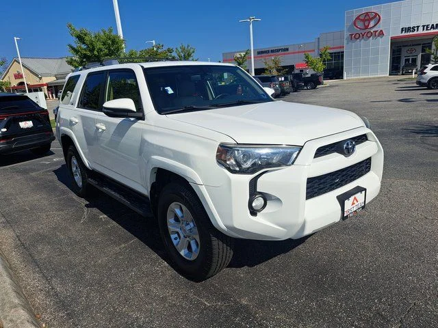 Used 2018 White Toyota SR5 Premium image 5