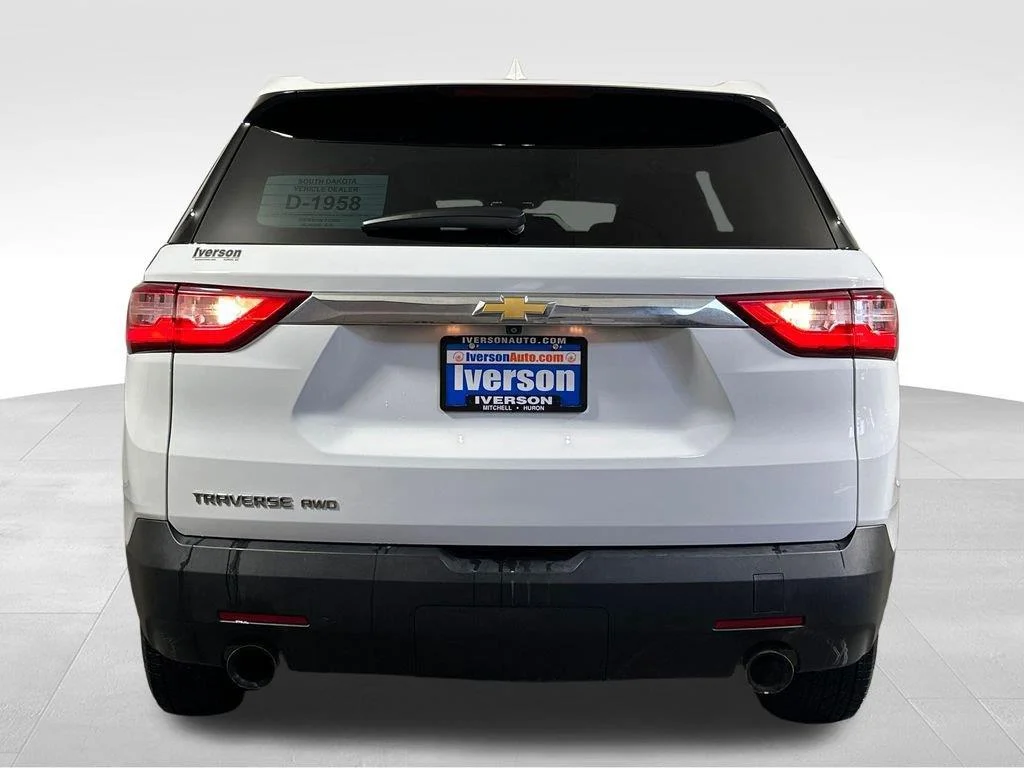 Used 2021 Summit White Chevrolet LS image 10