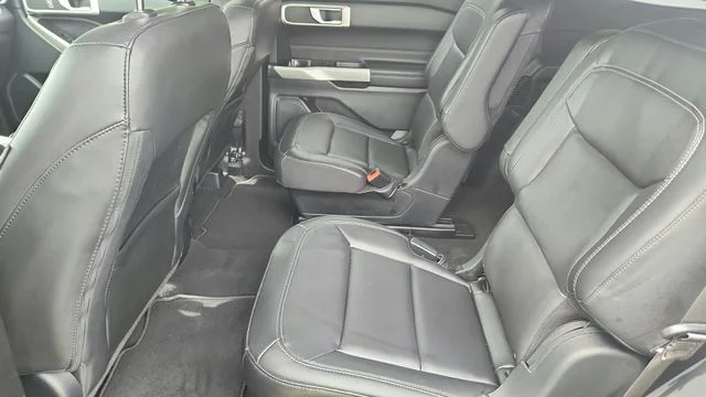 Certified Used 2023 Gray Metallic Ford XLT image 22