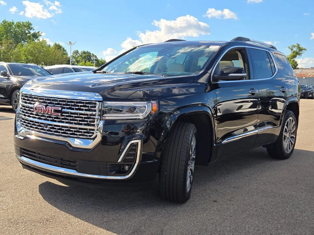 Used 2023 Black GMC Denali image 6