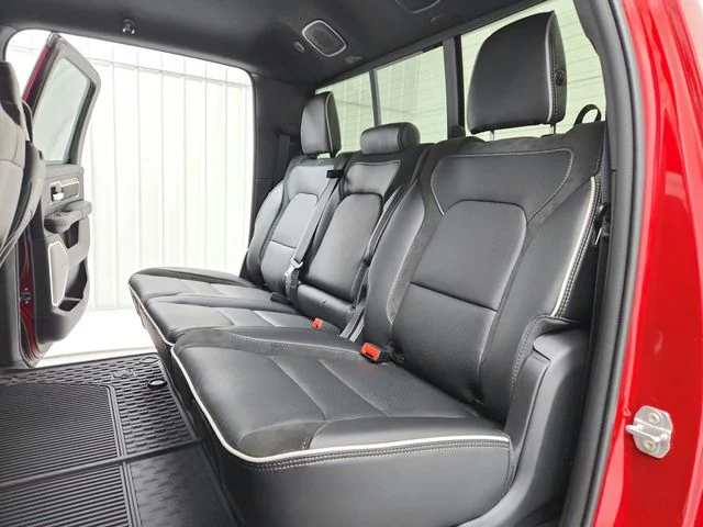 New 2026 Molten Red Pearl-Coat Exterior Paint RAM Laramie image 41