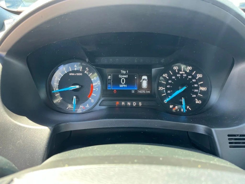 Used 2018 Red Ford XLT image 17