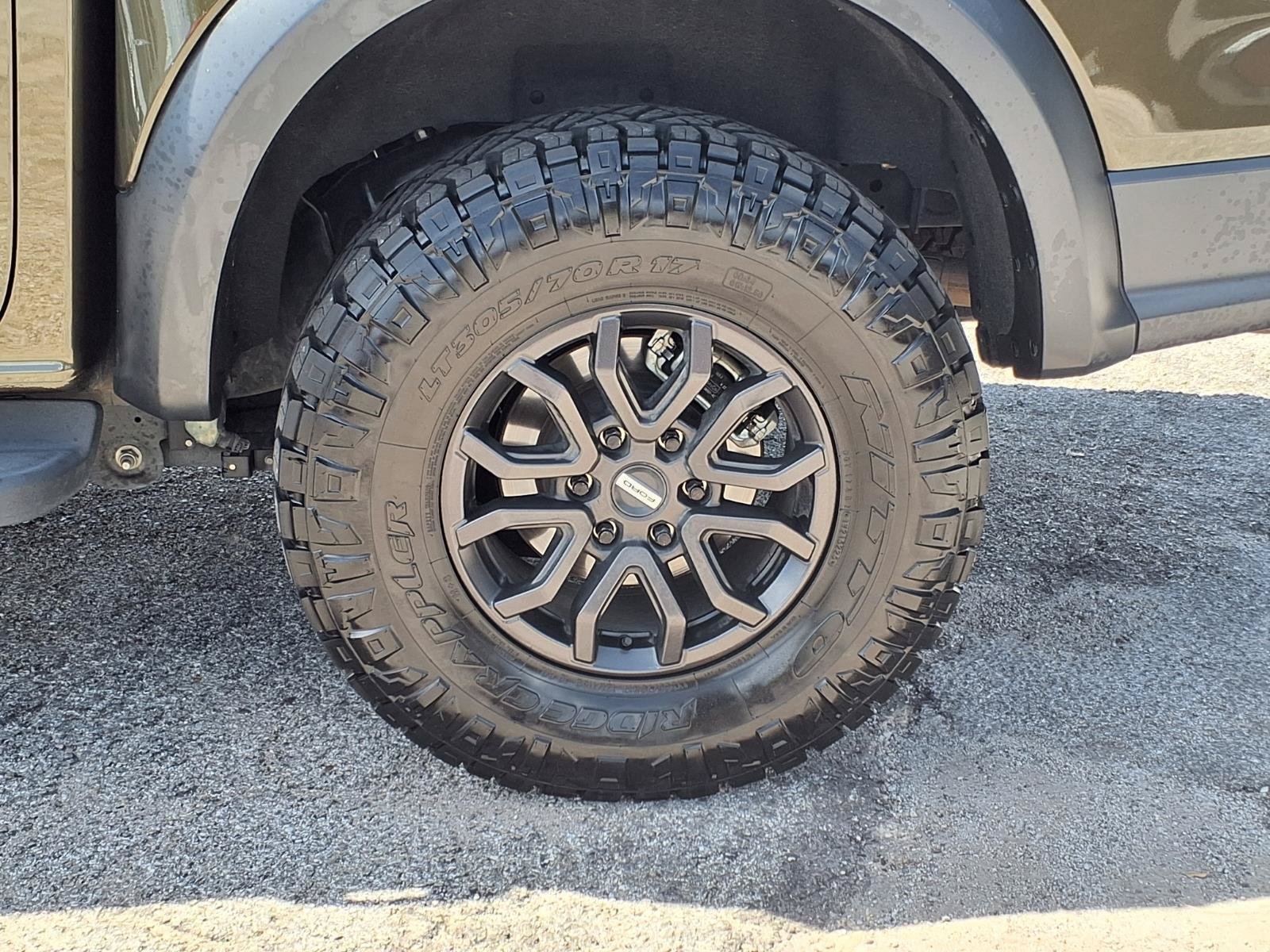 Used 2024 Green Ford Raptor image 9
