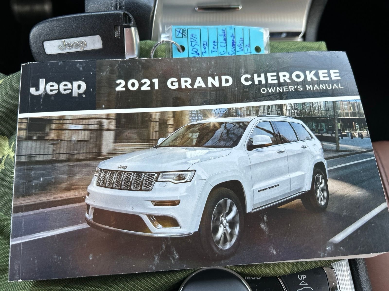 Certified Used 2021 White Jeep Summit image 18