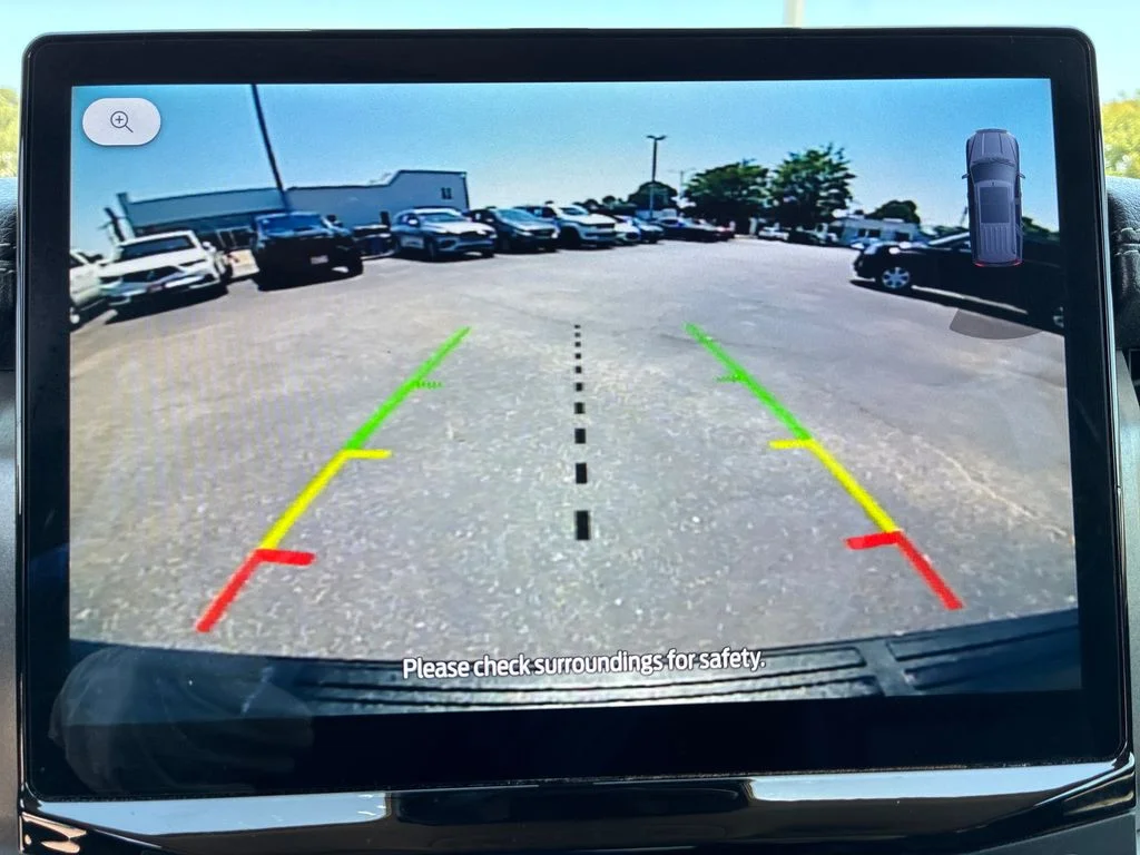 Used 2024 Black Ford XLT image 21