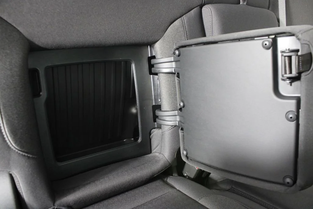 New 2026 Onyx Black GMC Elevation image 15