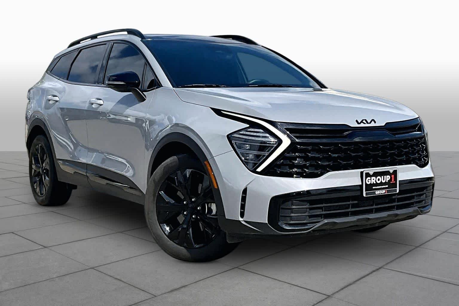 Used 2025 Wolf Gray Kia X-Line image 3
