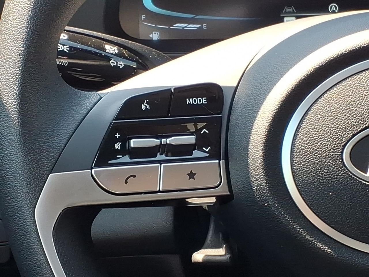 New 2026 Serenity White Hyundai SE image 19