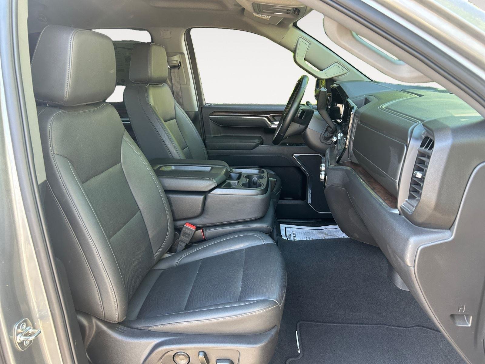 Used 2025 Sterling Metallic GMC SLT image 15