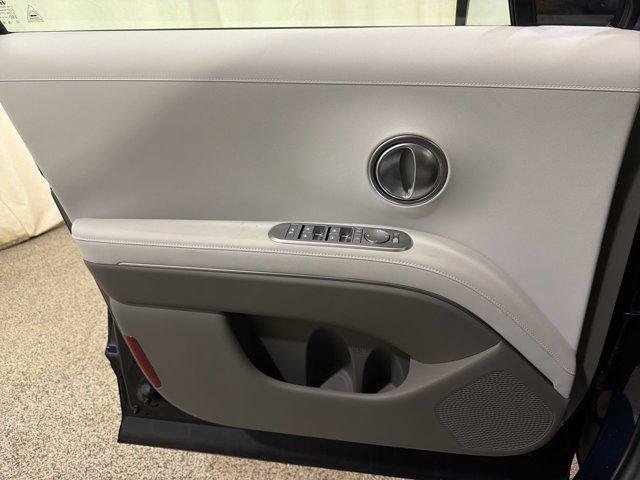 New 2026 Classy Blue Pearl Hyundai SEL 8P image 17