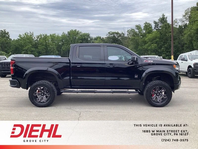 Used 2023 Black Chevrolet RST image 8