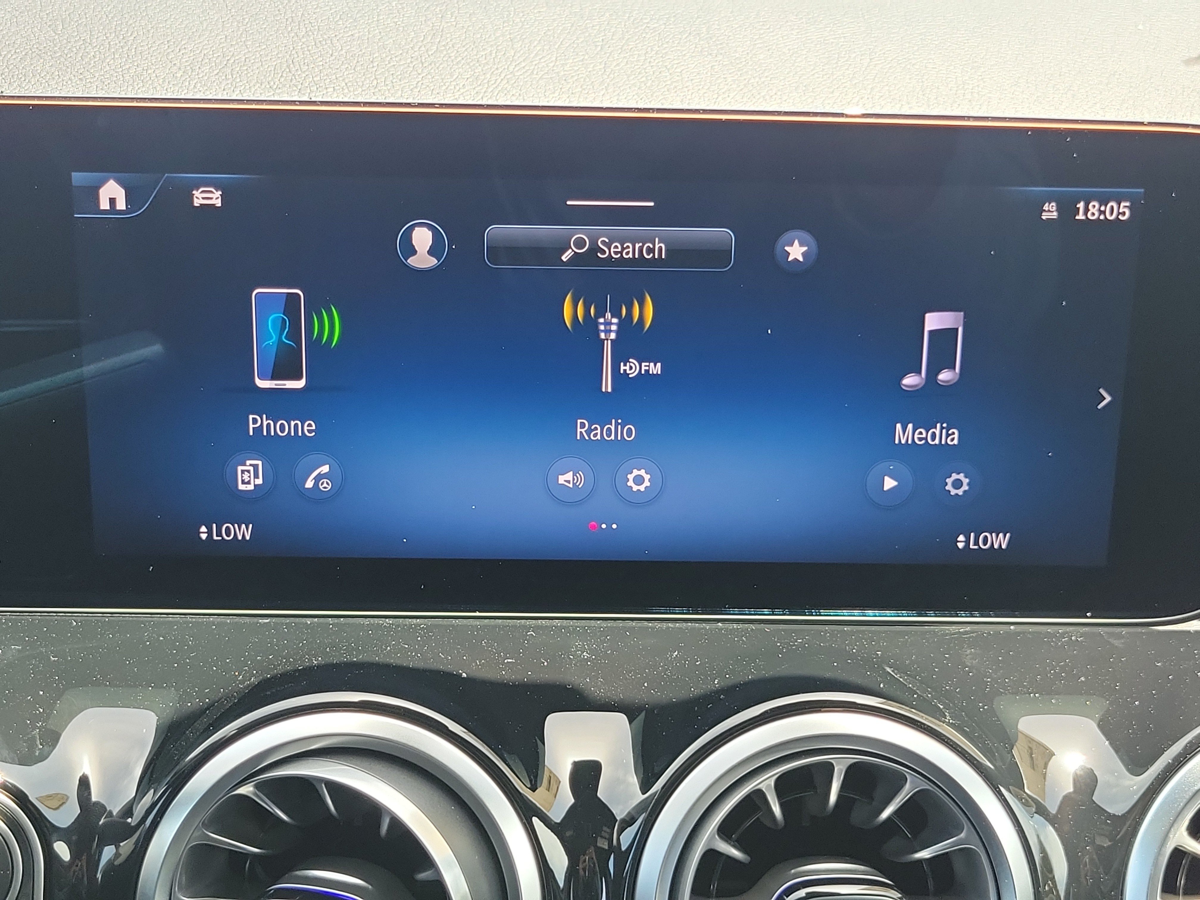 New 2026 Mountain Grey Metallic Mercedes-Benz GLA 250 image 46