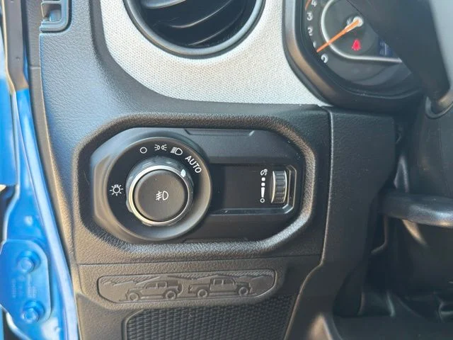 Certified Used 2025 Blue Jeep Sport S image 28