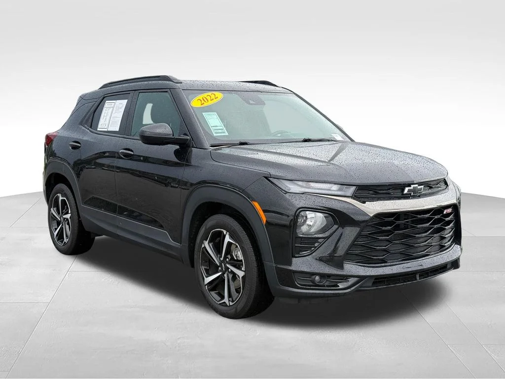 Used 2022 Black Chevrolet RS image 31