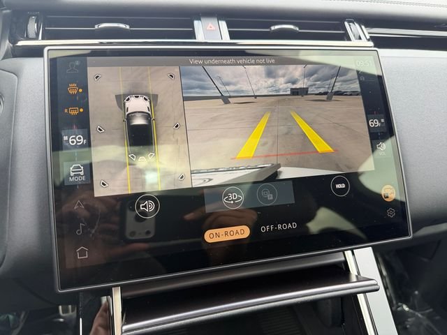 Certified Used 2026 White Land Rover Dynamic SE image 21