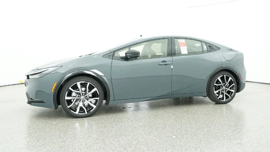 New 2026 Guardian Gray Toyota XSE image 15