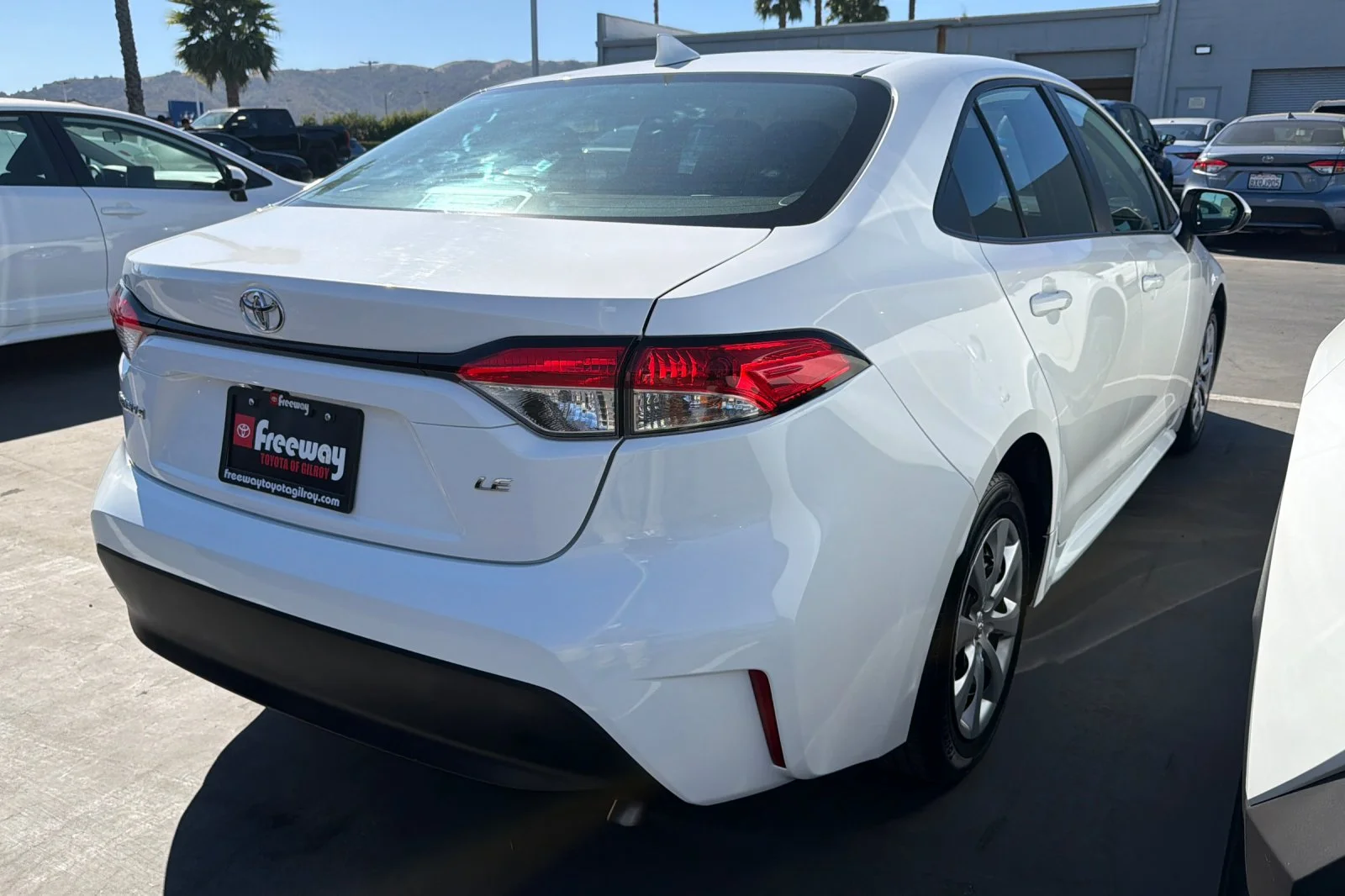 Used 2025 White Toyota LE image 5