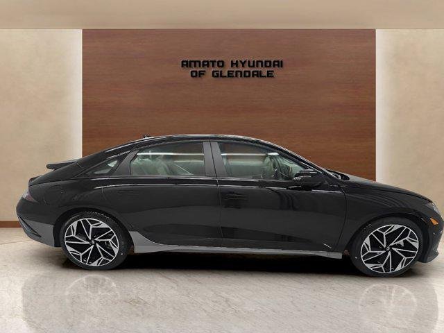 New 2025 Black Hyundai SEL image 7