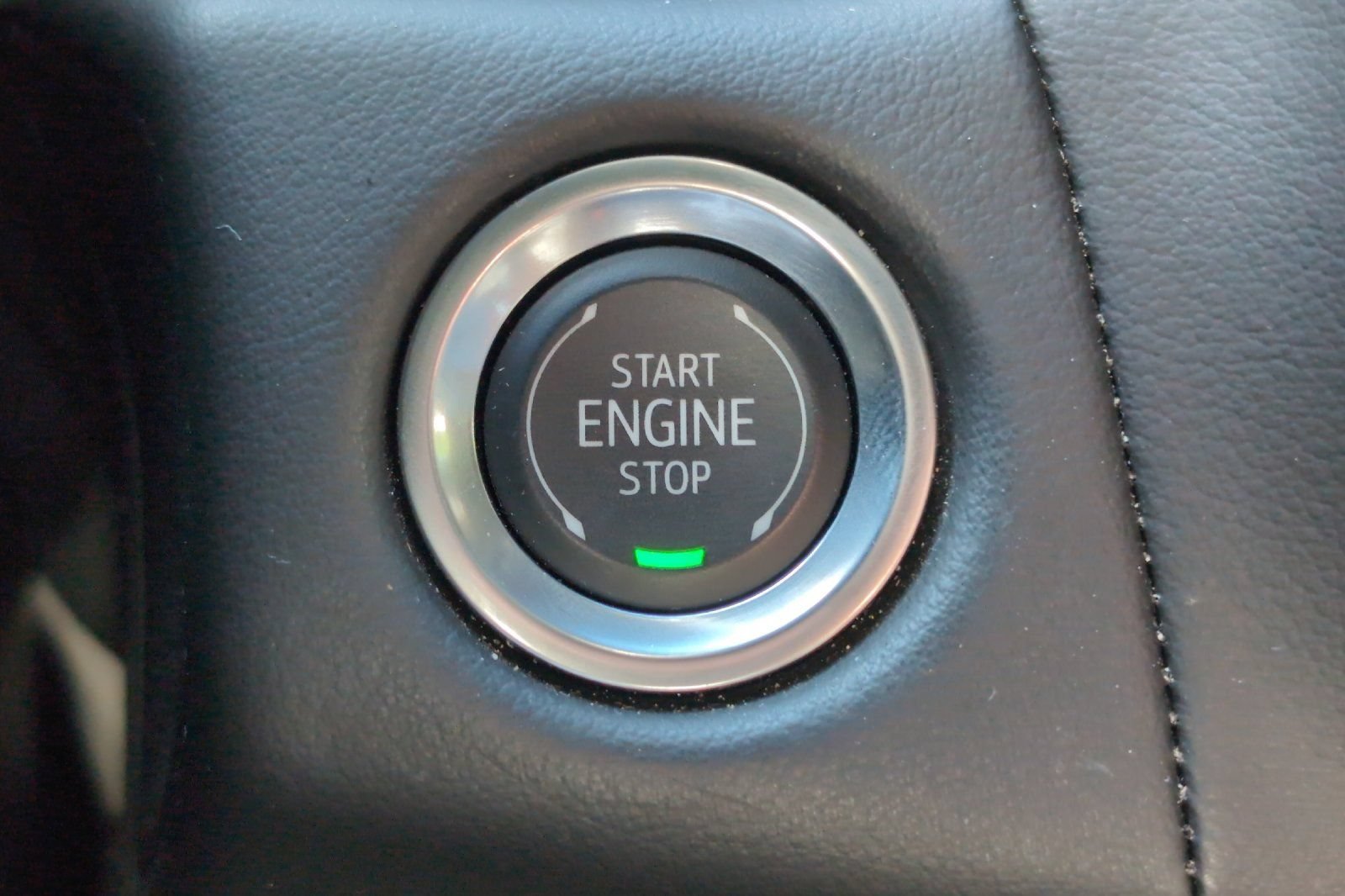 Used 2024 Black Chevrolet Z71 image 25