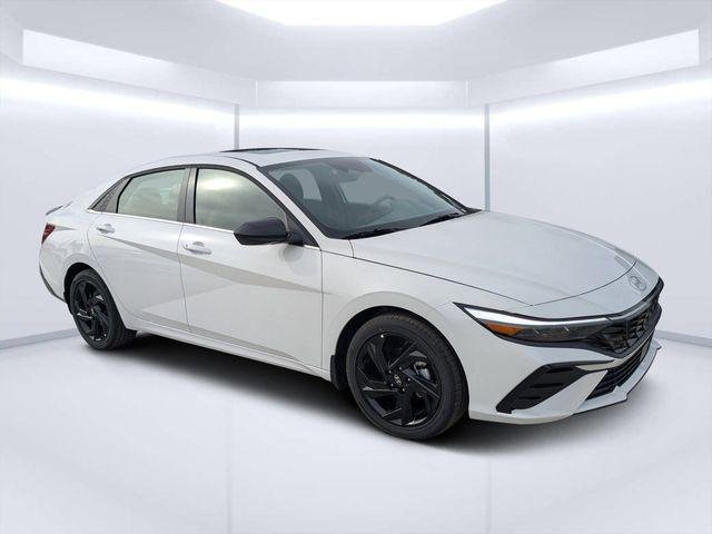 New 2026 White Hyundai SEL Sport Premium image 1