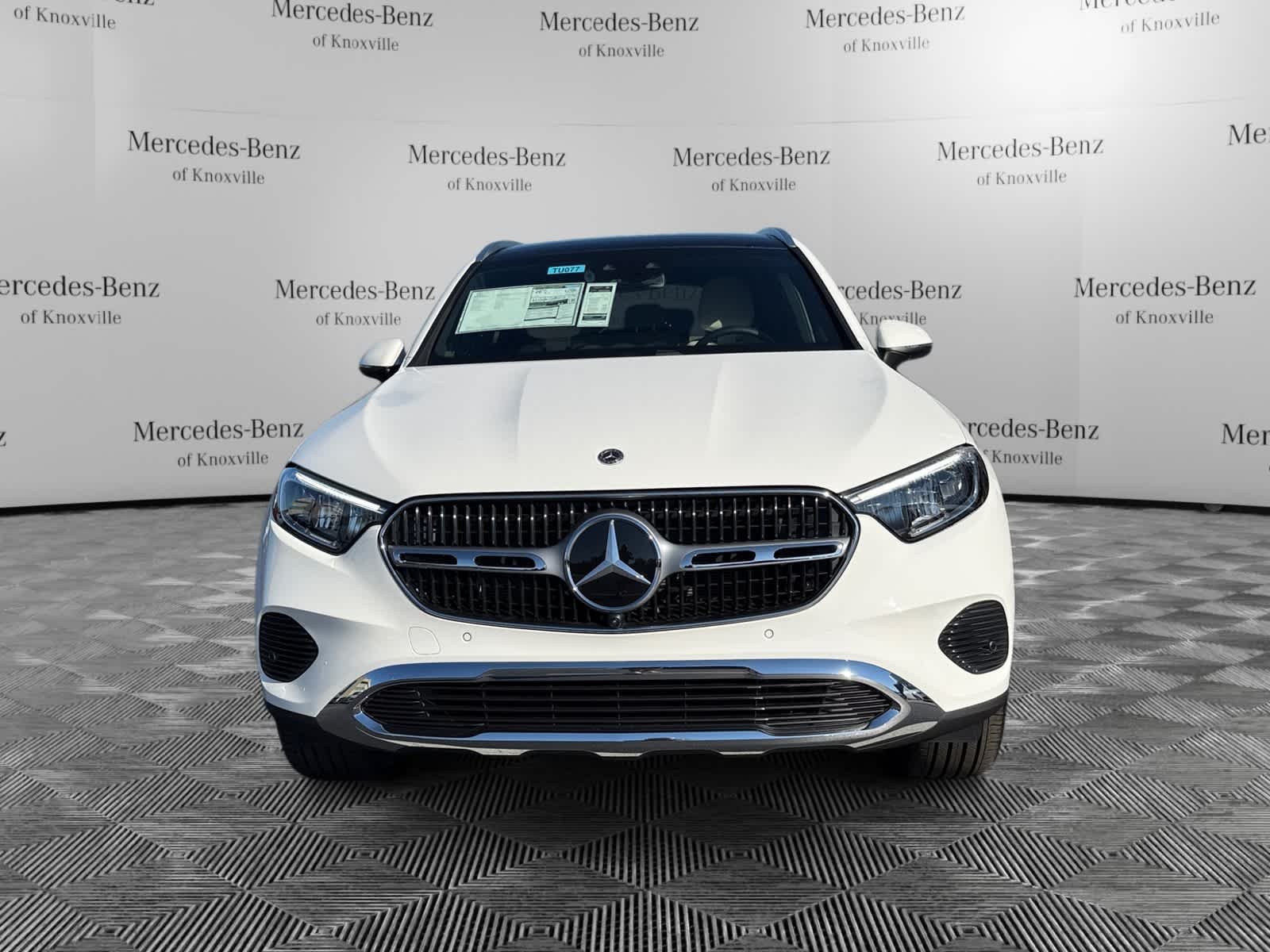 New 2027 Polar White Mercedes-Benz GLC 300 image 8